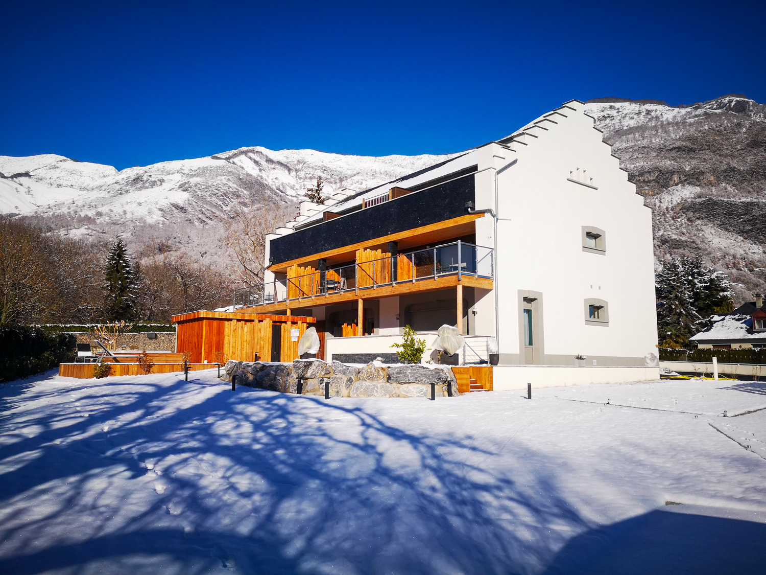 L'Argalyde-residence-de-vacances-haut-de-gamme-l'hiver